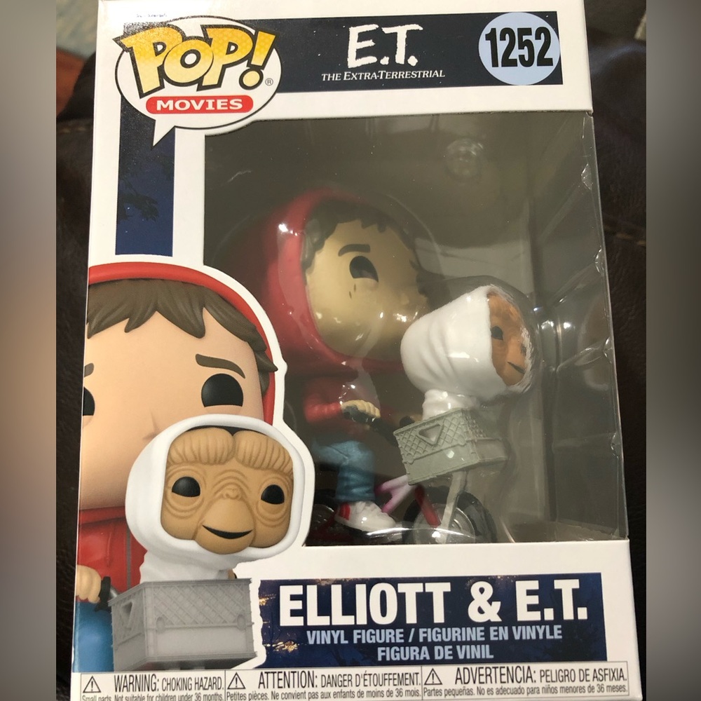 40th Anniversary Funko Pop! E.T. The Extra-Terrestrial: Elliot w/ E.T. in Basket